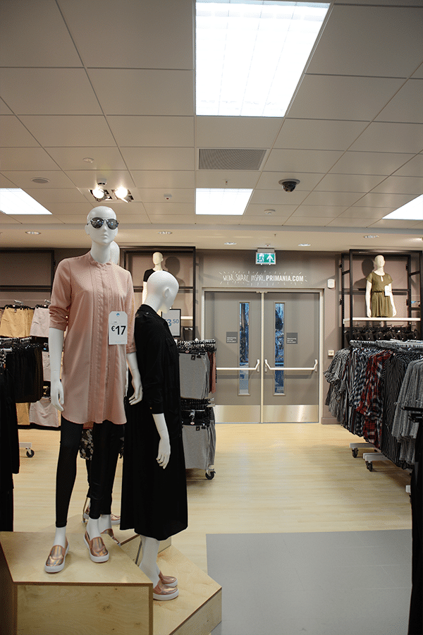 Binnen kijken bij Primark Zwolle