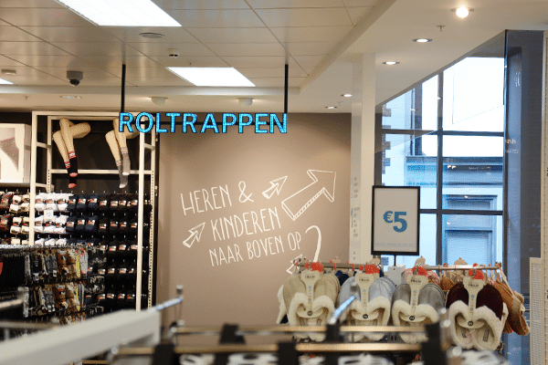 Binnen kijken bij Primark Zwolle