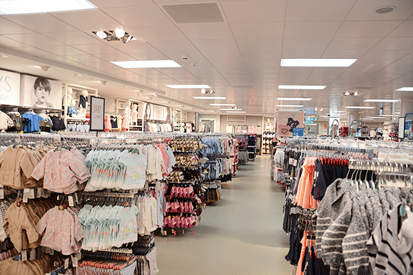 Binnen kijken bij Primark Zwolle