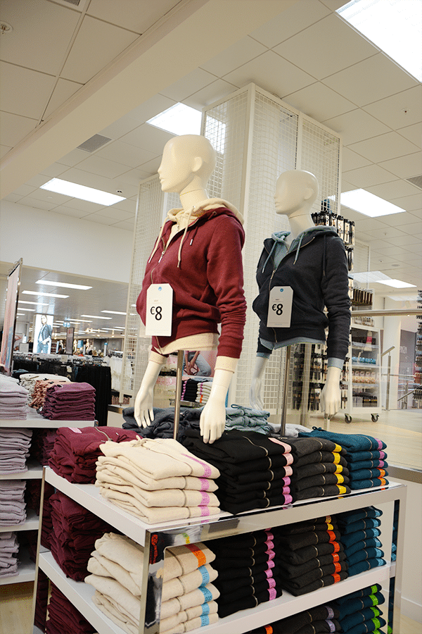 Binnen kijken bij Primark Zwolle