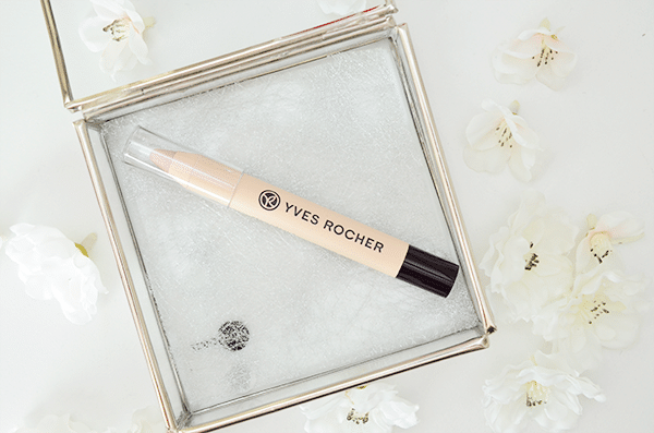 Yves Rocher Mattifying And Long-Lasting Lip Primer